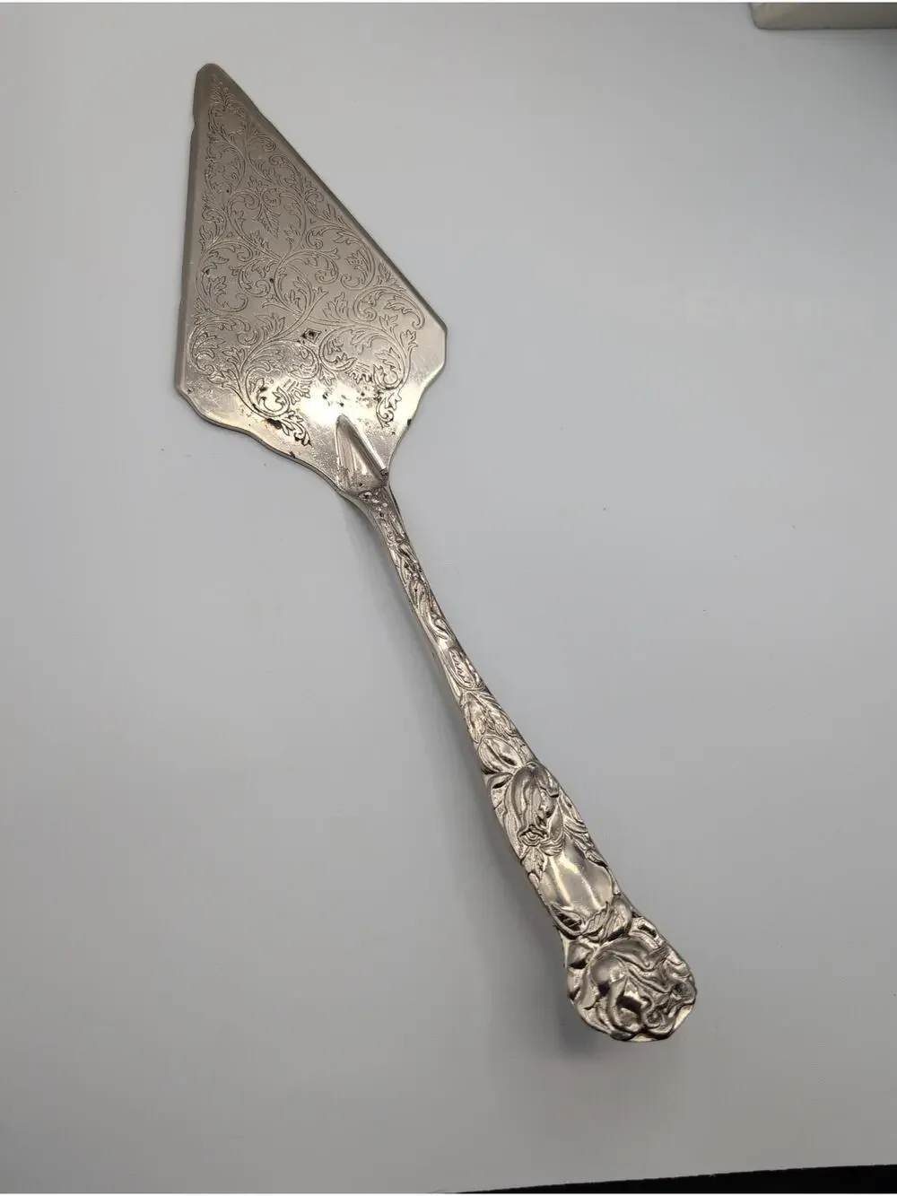 Antique M.B.K. Silverplated Ornate Floral & Scroll Cake Pie Server Victorian